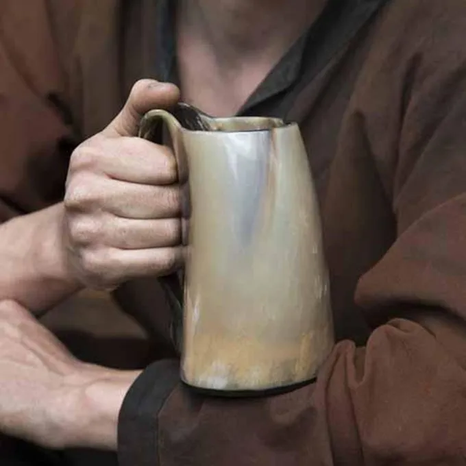 Epic Armoury Horn Tasse Mit Ohr 0,5L, Licht 2 Epic Armoury Horn Tasse Mit Ohr 0,5L, Licht – Bild 2