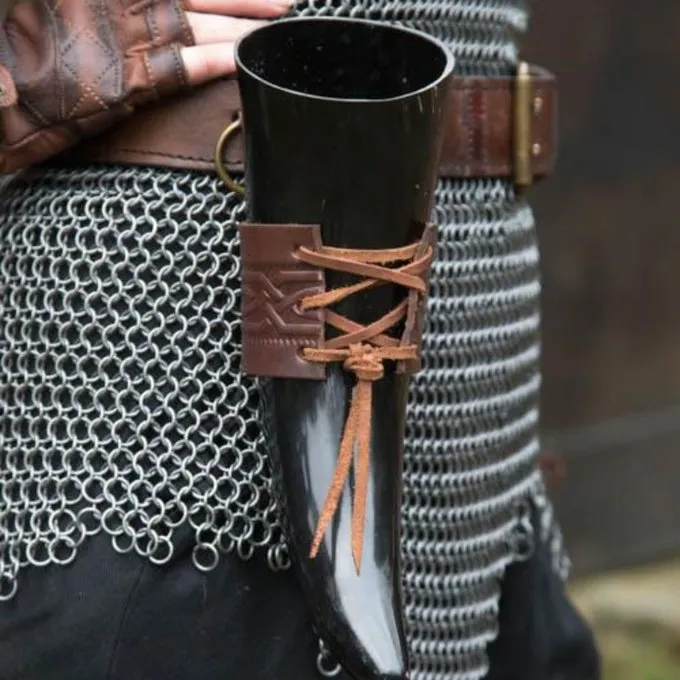 Epic Armoury Leder Trinkhornhalter Edda, Braun 2 Epic Armoury Leder Trinkhornhalter Edda, Braun – Bild 2